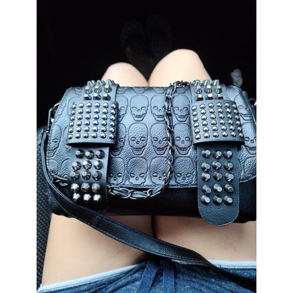 Black Leather Skull Crossbody Bag Chain Gothic Shoulder Biker Rocker Studded NWT - Picture 9 of 11